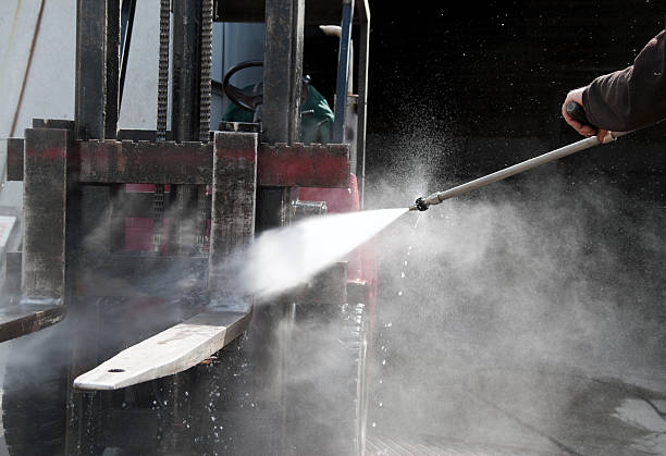 Best Factory Floor Cleaning  in Northview, MI